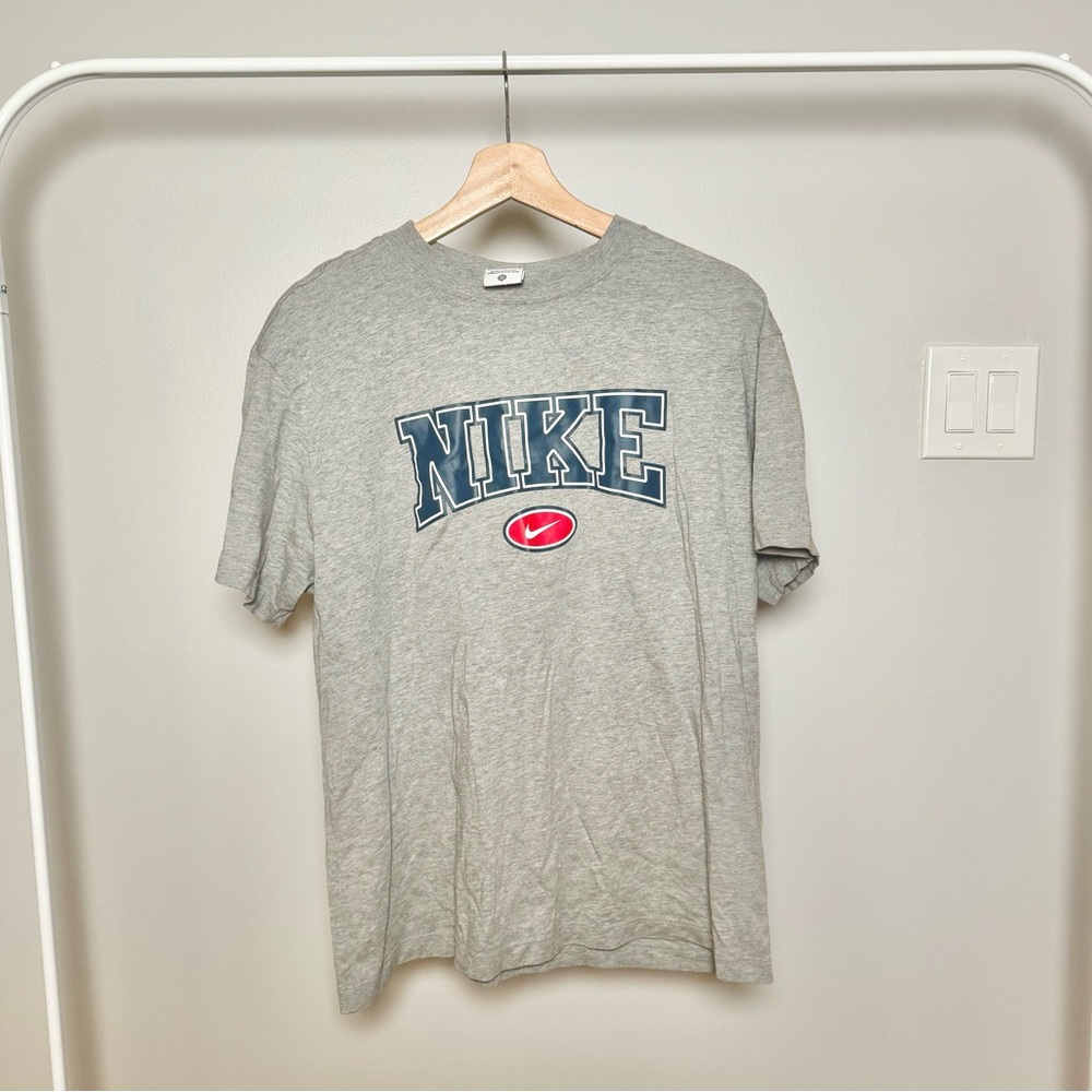 Nike T-shirt (Grey)